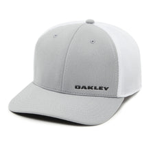 Oakley Silicon Bark Trucker 4.0 Hat