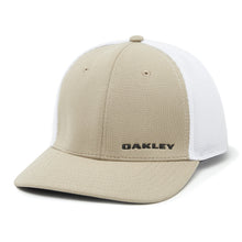 Oakley Silicon Bark Trucker 4.0 Hat